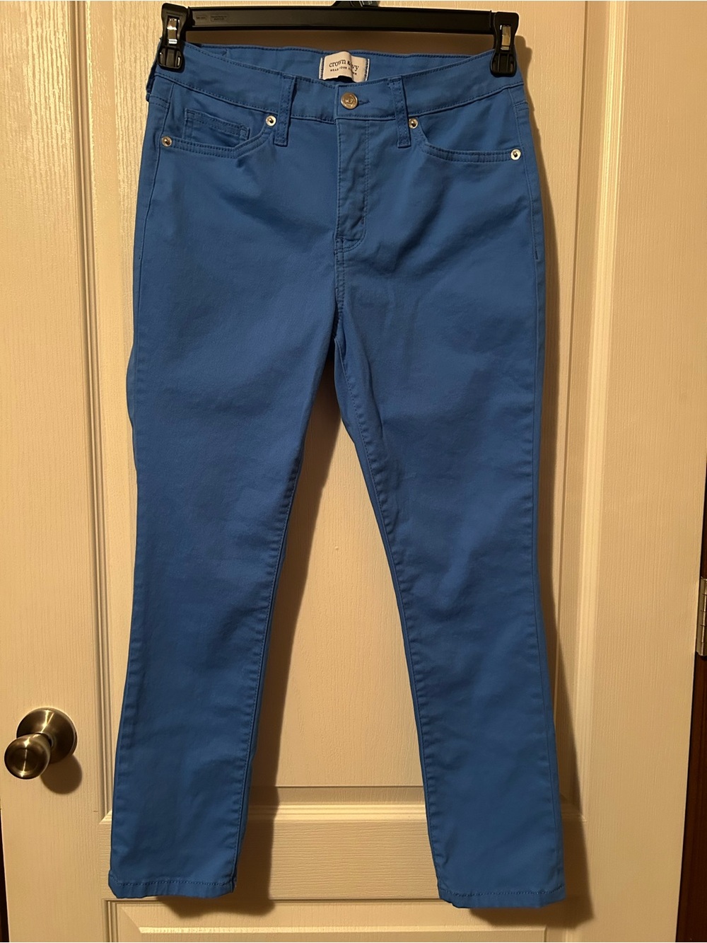 Crown & Ivy High Rise Skinny Crop Jeans